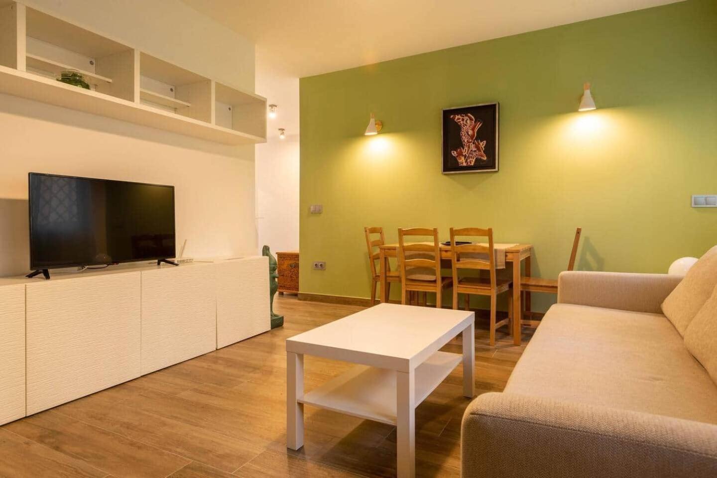 La Pimentera Central Apartments - Con Patio Privado Марбелья Экстерьер фото